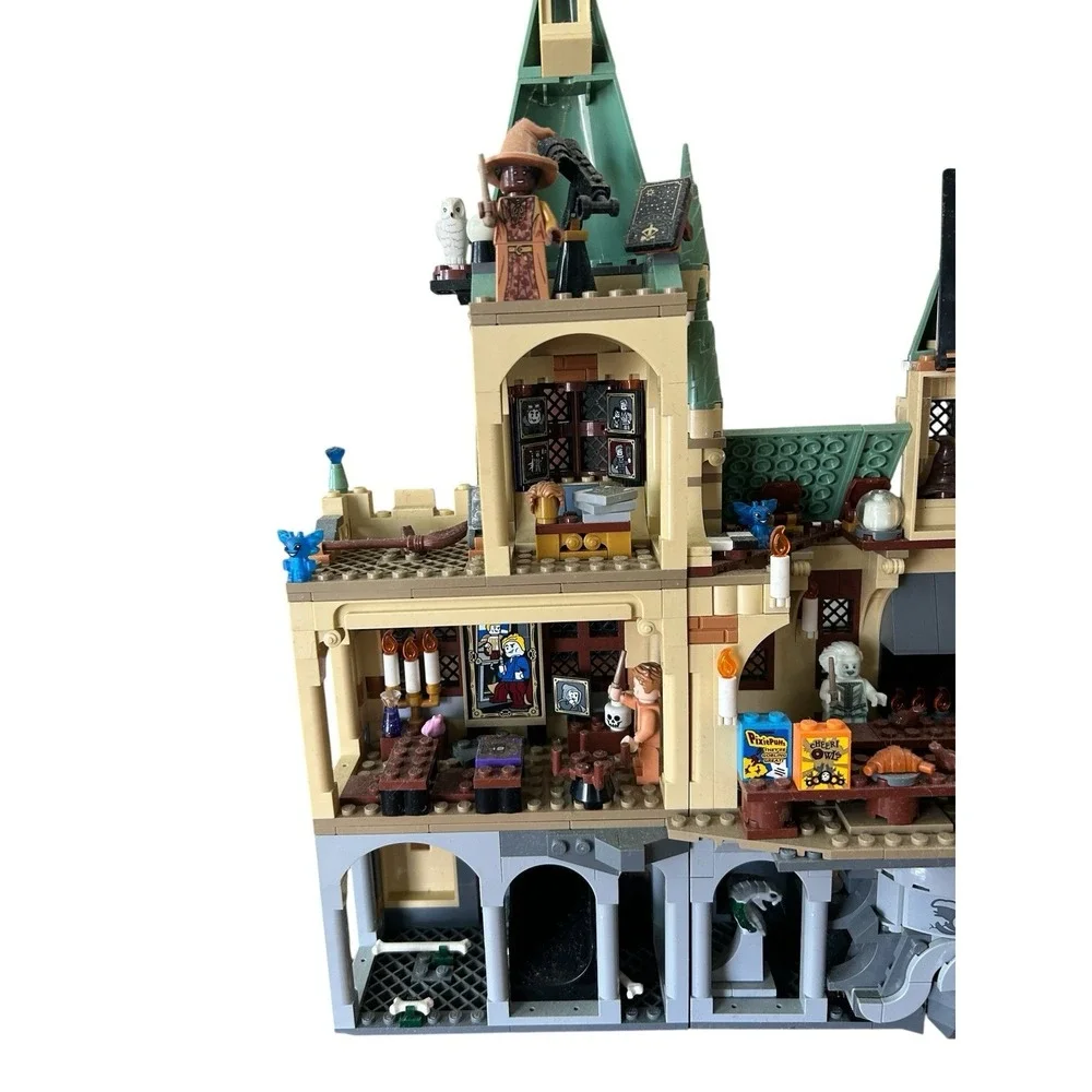 LEGO Harry Potter Hogwarts Chamber of Secrets Set with Minifigures & Basilisk